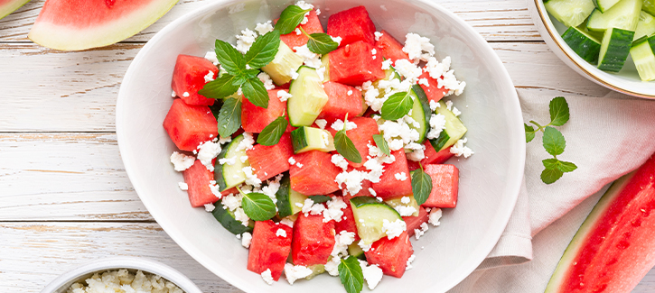 Wassermelonensalat mit Gurke, Feta und Minze