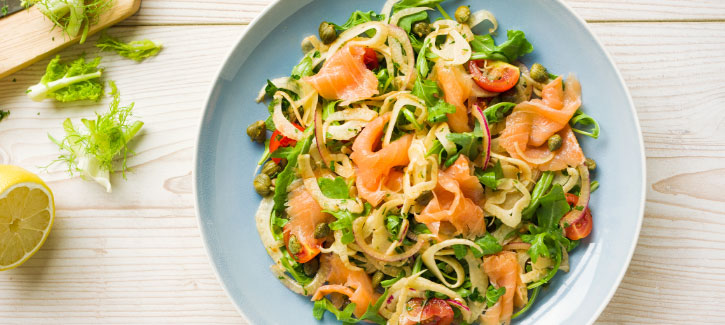 Fenchelsalat mit geräuchertem Lachs