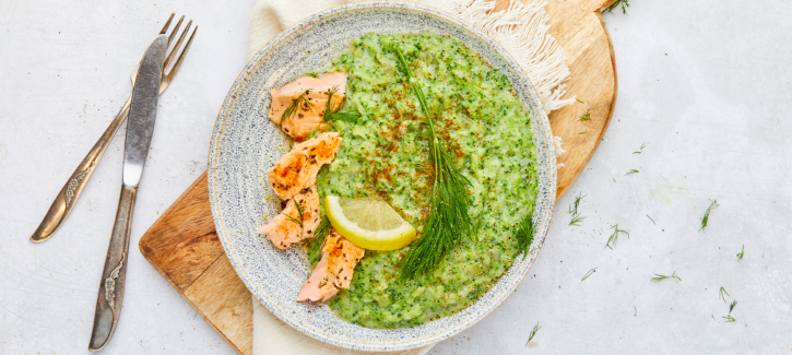 Brokkolistampf mit Lachs