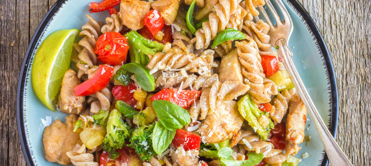 Fusilli mit Hähnchen und Gemüse