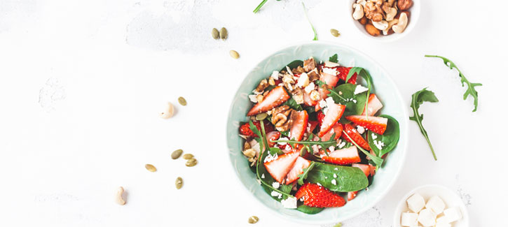 Sommerlicher Erdbeersalat
