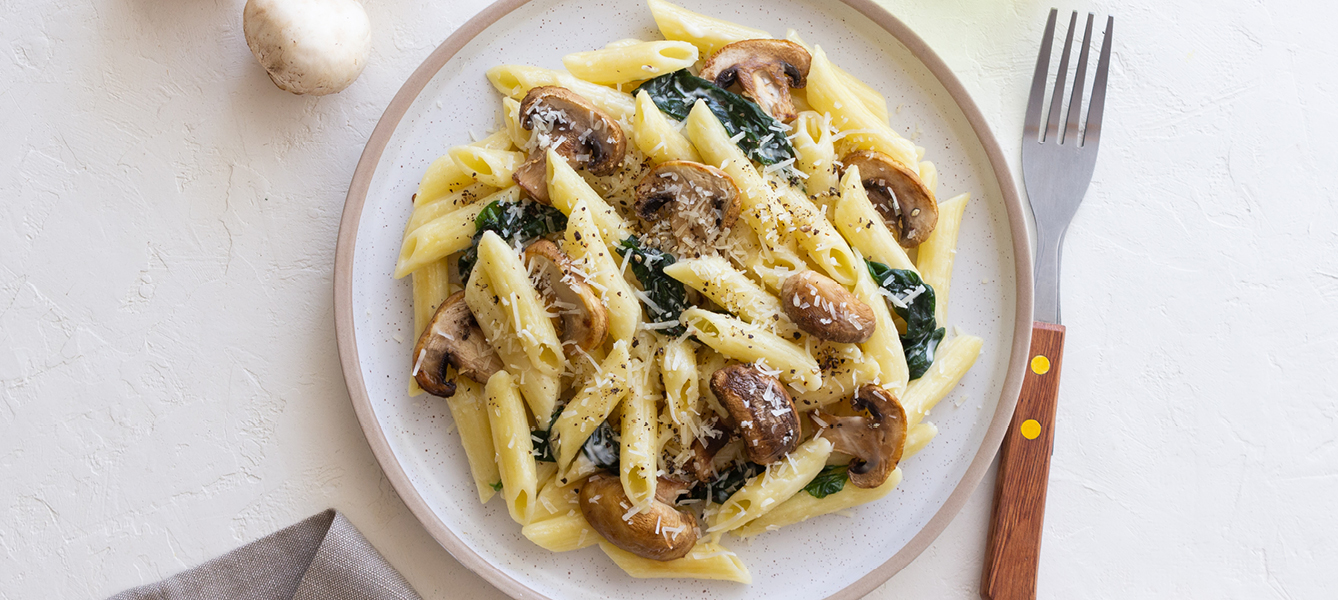 Pasta mit Champignons, Spinat und Parmesan