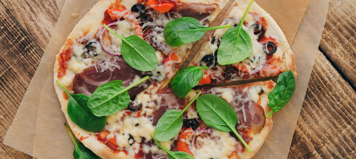 Tortizza mit Rohschinken und Spinat