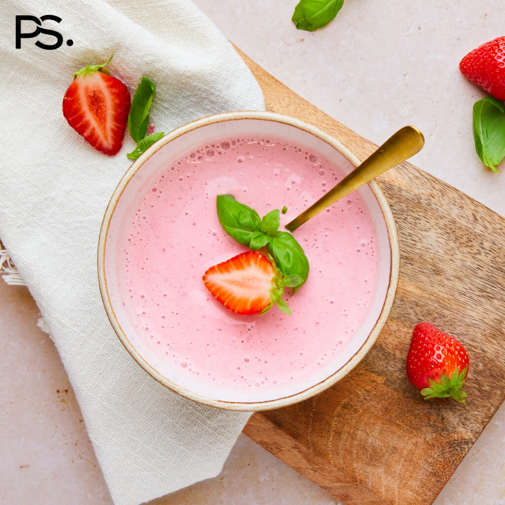 Frozen Yoghurt mit Erdbeeren