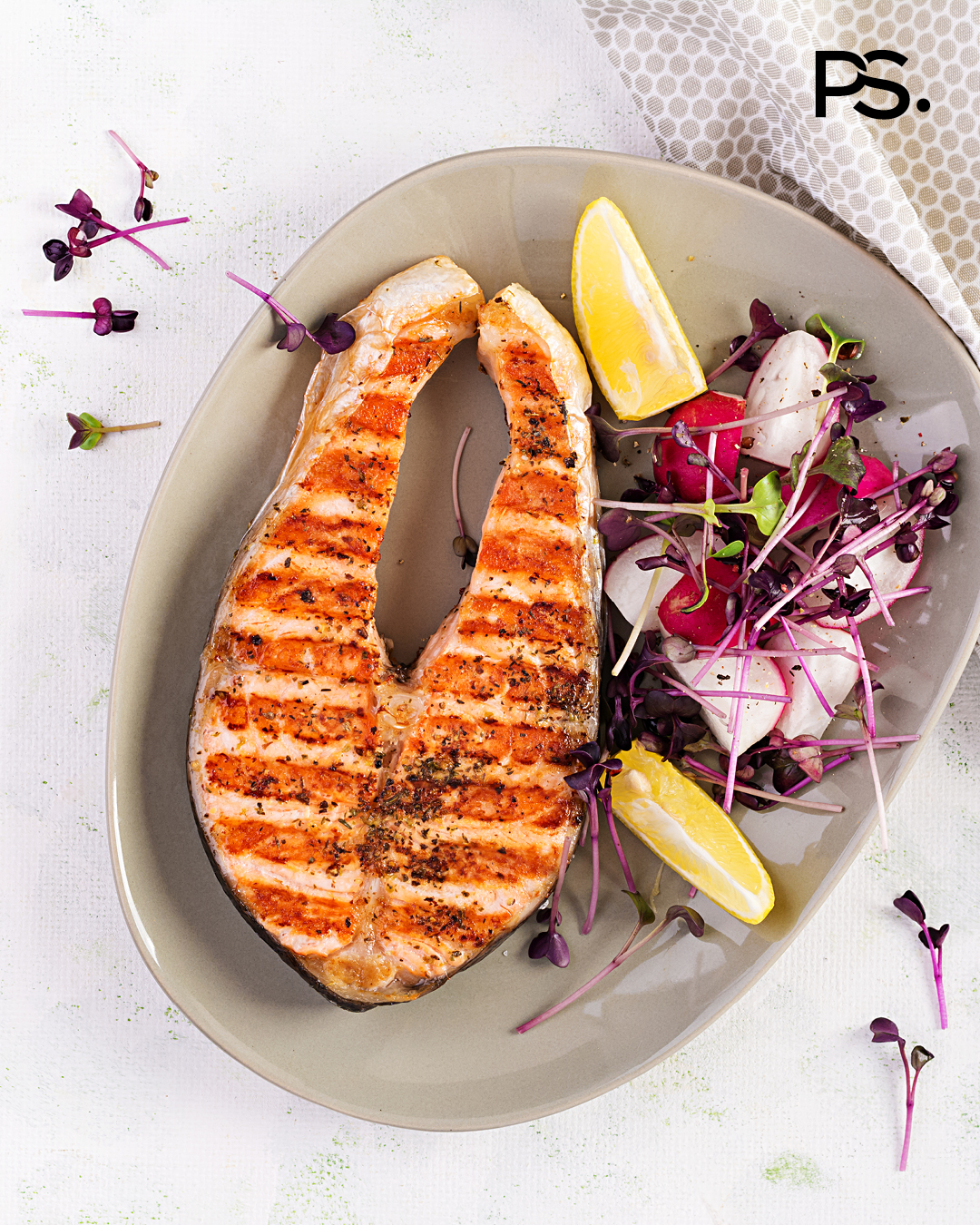Gegrillter Lachs mit Radieschensalat
