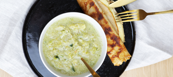 Erbsensuppe ohne Erbsen mit herzhaftem Pfannkuchen