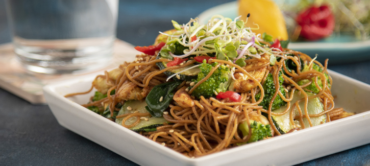 Bami mit antillianischem Touch