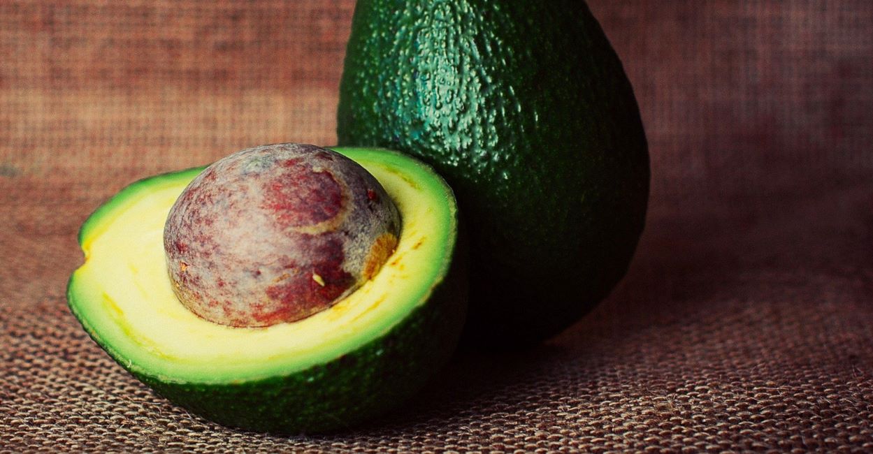 Avocado, schmeckt und ist gesund!